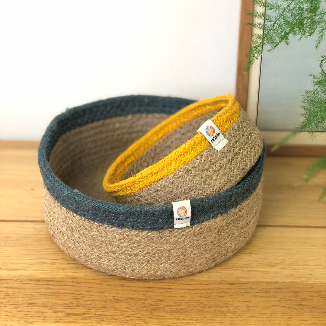 Shallow Jute Basket - Natural/Yellow - Small