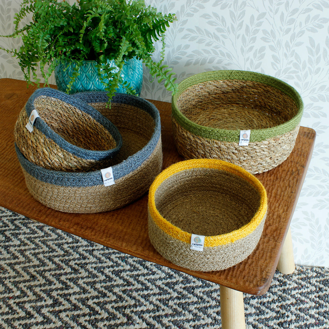 Shallow Seagrass & Jute Basket - Natural/Green - Medium