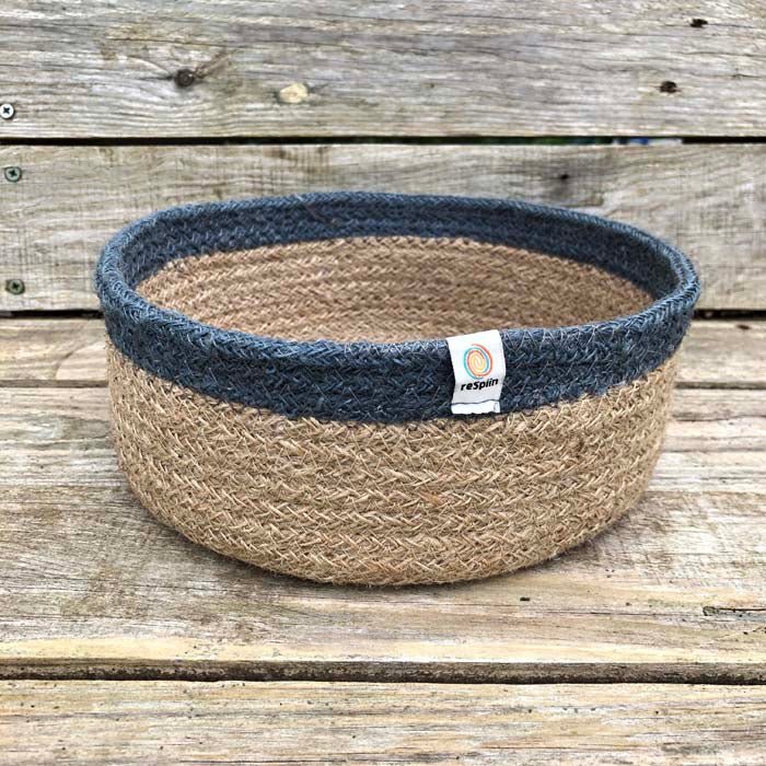 Shallow Jute Basket - Natural/Grey - Medium - Green Tulip