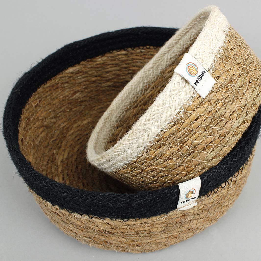 Shallow Seagrass & Jute Basket - Natural/Black - Medium - Green Tulip