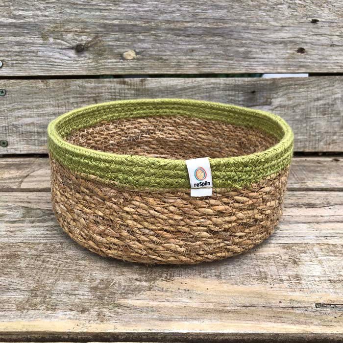 Shallow Seagrass & Jute Basket - Natural/Green - Medium - Green Tulip