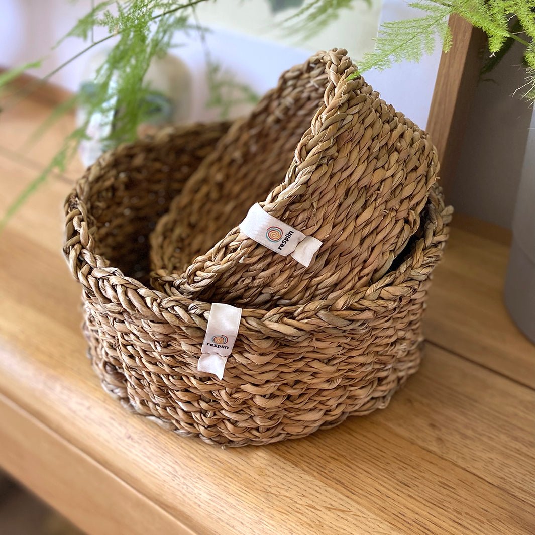 Woven Seagrass Basket - Medium - Green Tulip