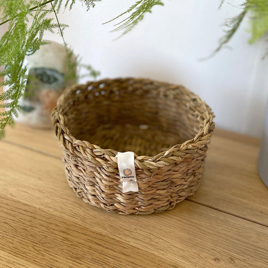 Woven Seagrass Basket - Small - Green Tulip