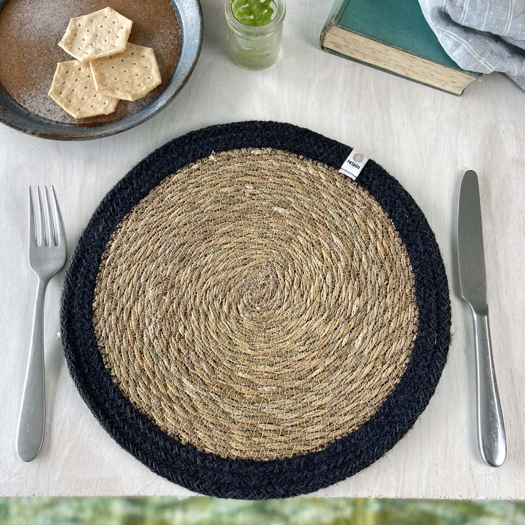 Woven Seagrass + Jute Tablemat - NATURAL/BLACK