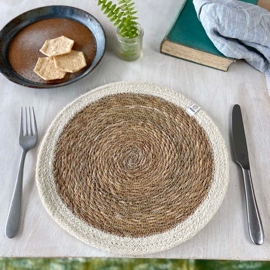 Woven Seagrass + Jute Tablemat - NATURAL/WHITE