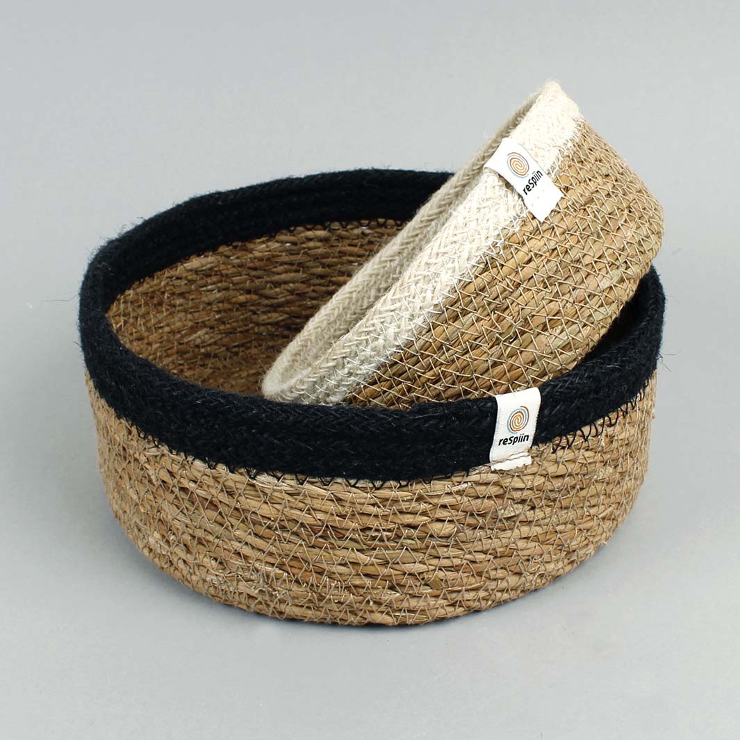 SMALL Shallow Woven Seagrass + Jute Basket - NATURAL/WHITE