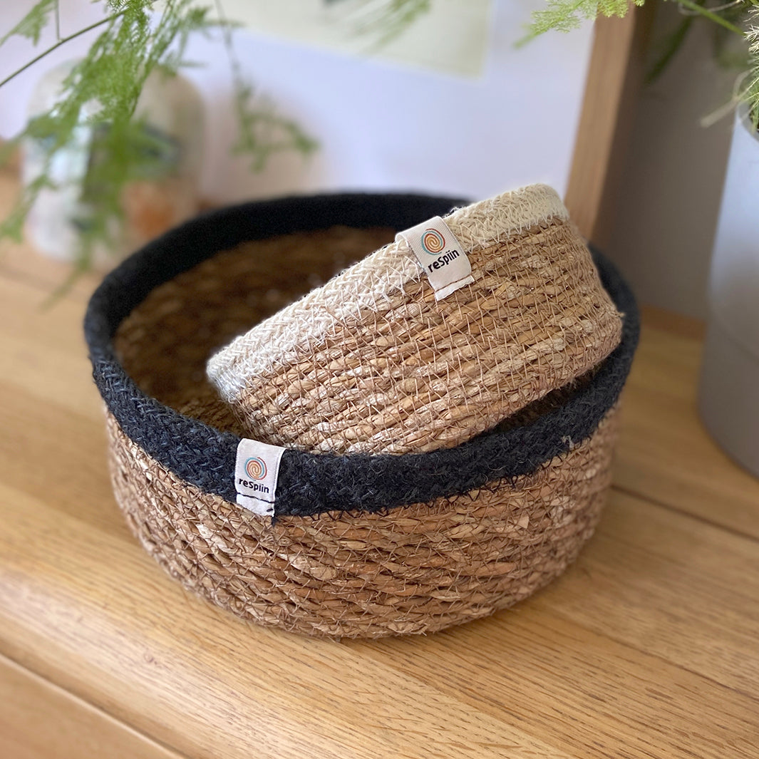 MEDIUM Shallow Woven Seagrass + Jute Basket - NATURAL/BLACK