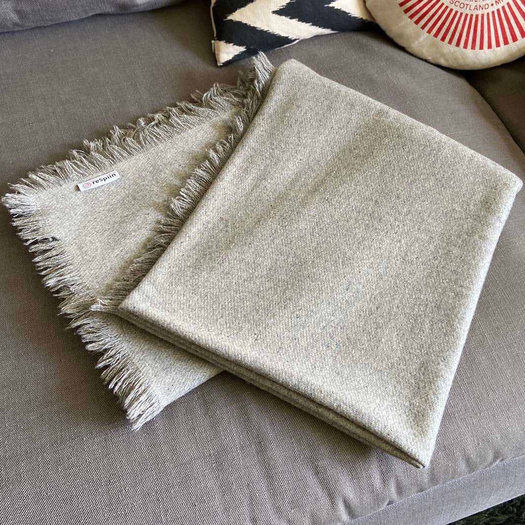 Recycled Wool Throw/ Blanket - LIGHT GREY