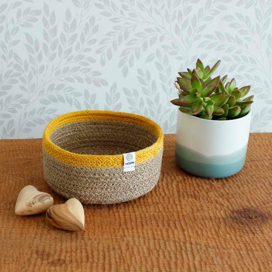 SMALL Shallow Woven Jute Basket - NATURAL/YELLOW